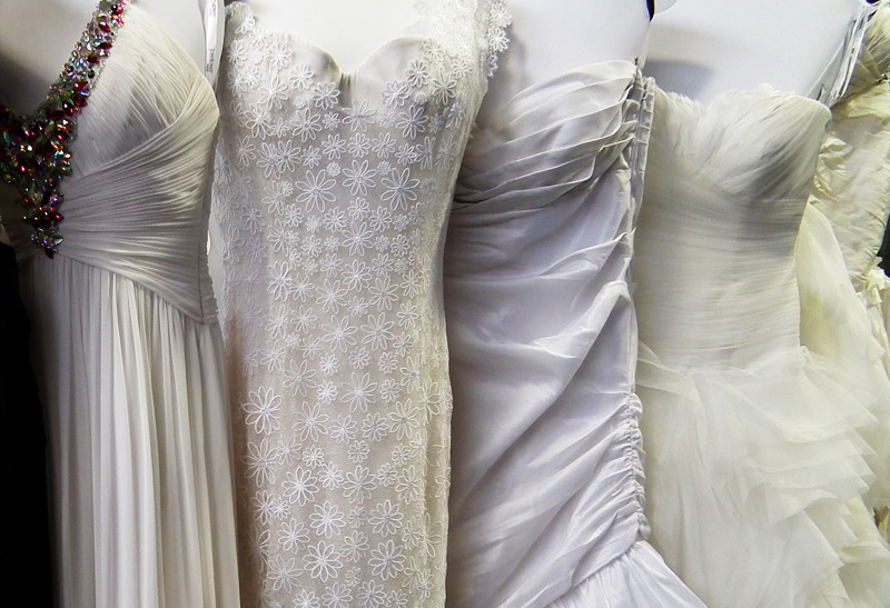 Wedding dress steaming near me discount