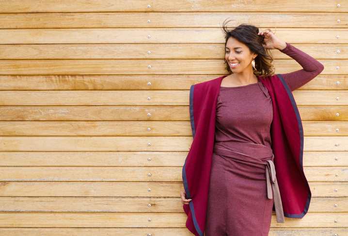 apple shaped woman dress