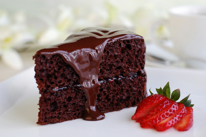 Chocolate Cake with Warm Fudge Sauce