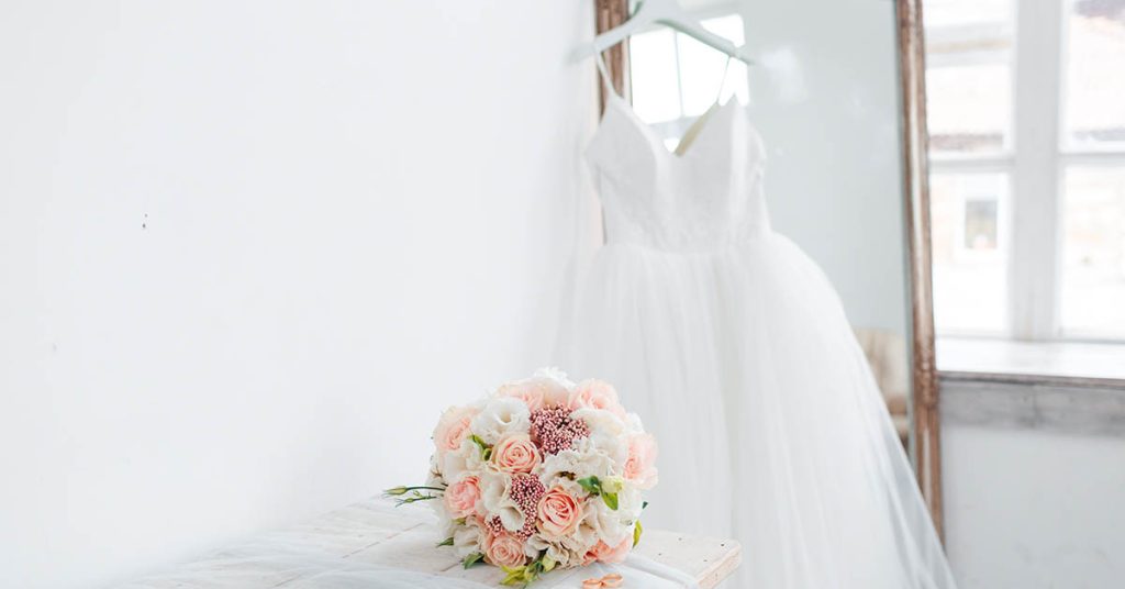 Where to Sell a Wedding Dress