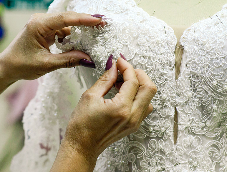 dress repair near me