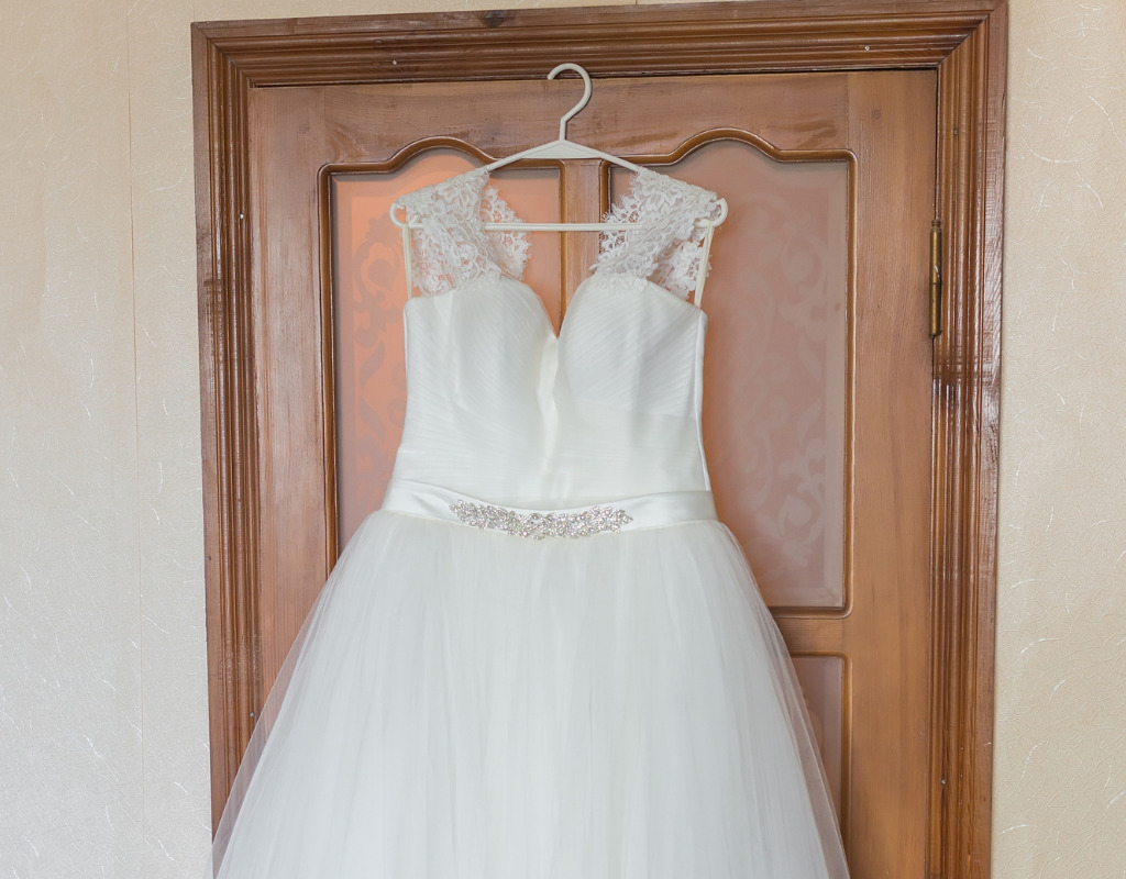 V neck Wedding Gowns