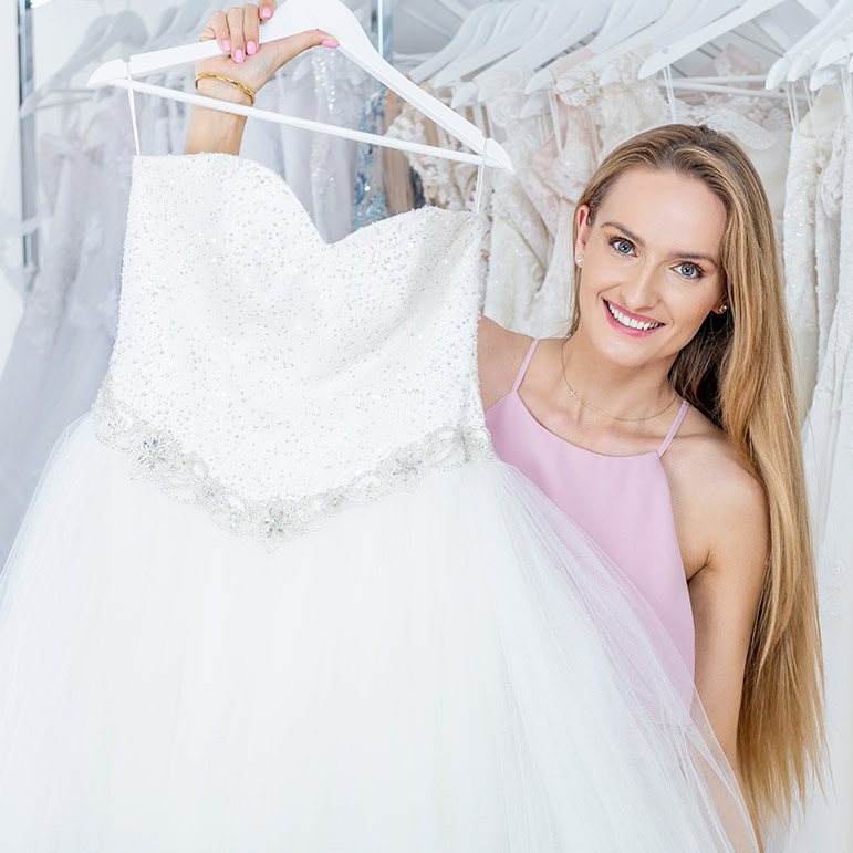 Bridal gown dry on sale cleaners near me