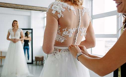 discomfort while wearing the wedding dress