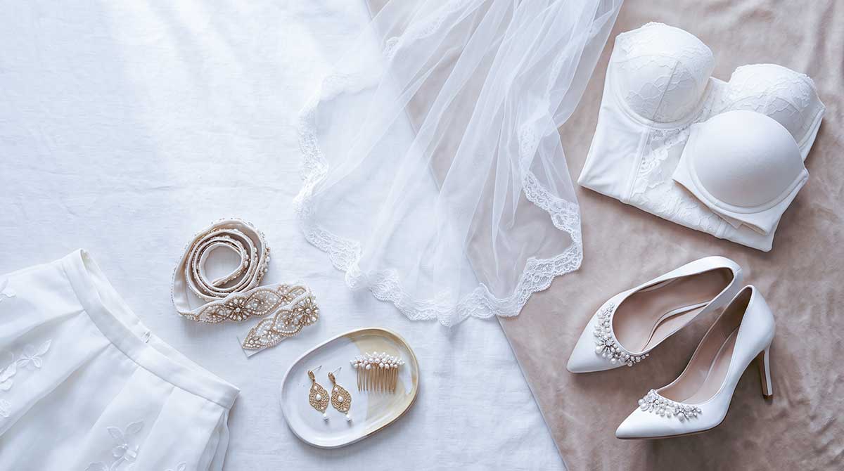 What To Bring To Wedding Dress Alteration Appointments